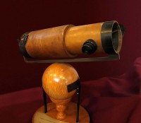 Newtons-Telescope-Replica